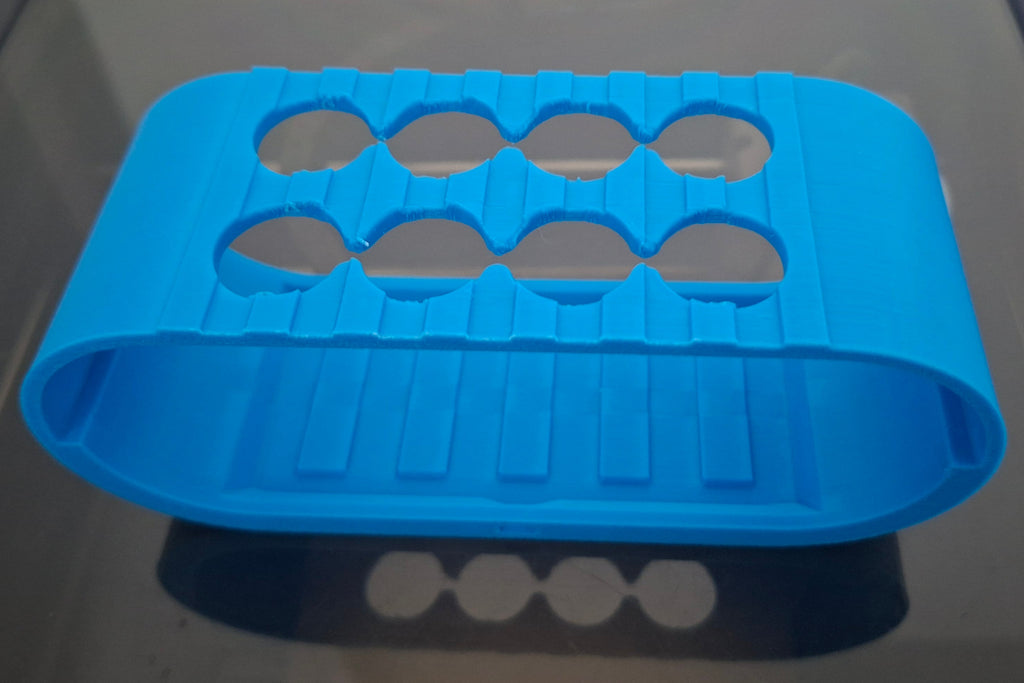 מחזיק מברשות שיניים מודפס בתלת־ממד לכיור האמבטיה