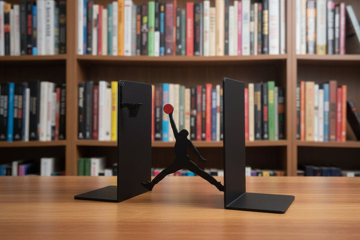 Books holder in the shape of basketball dunk
