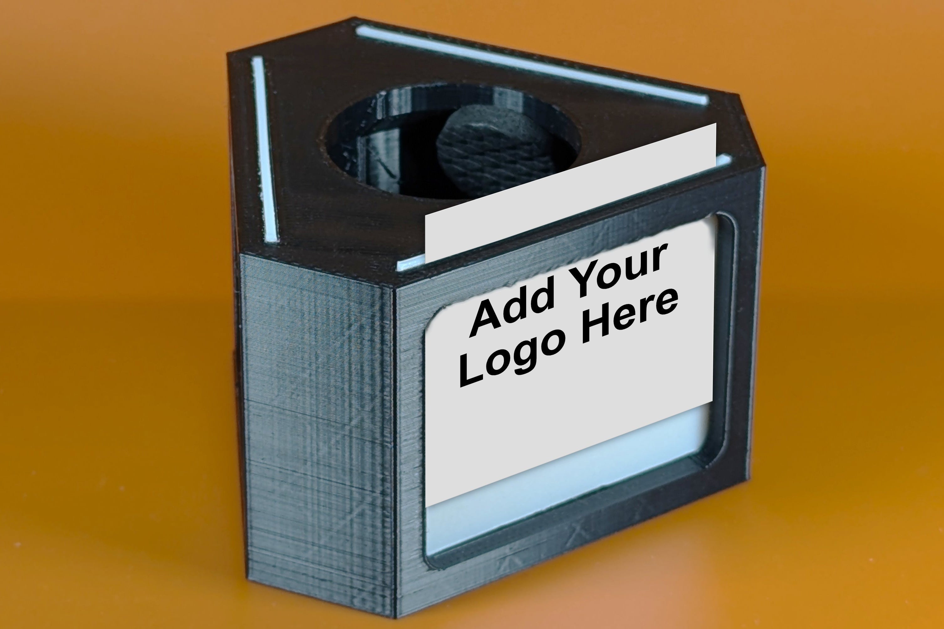 דגל מיקרופון משולש עם מסילה ללוגו מודפס