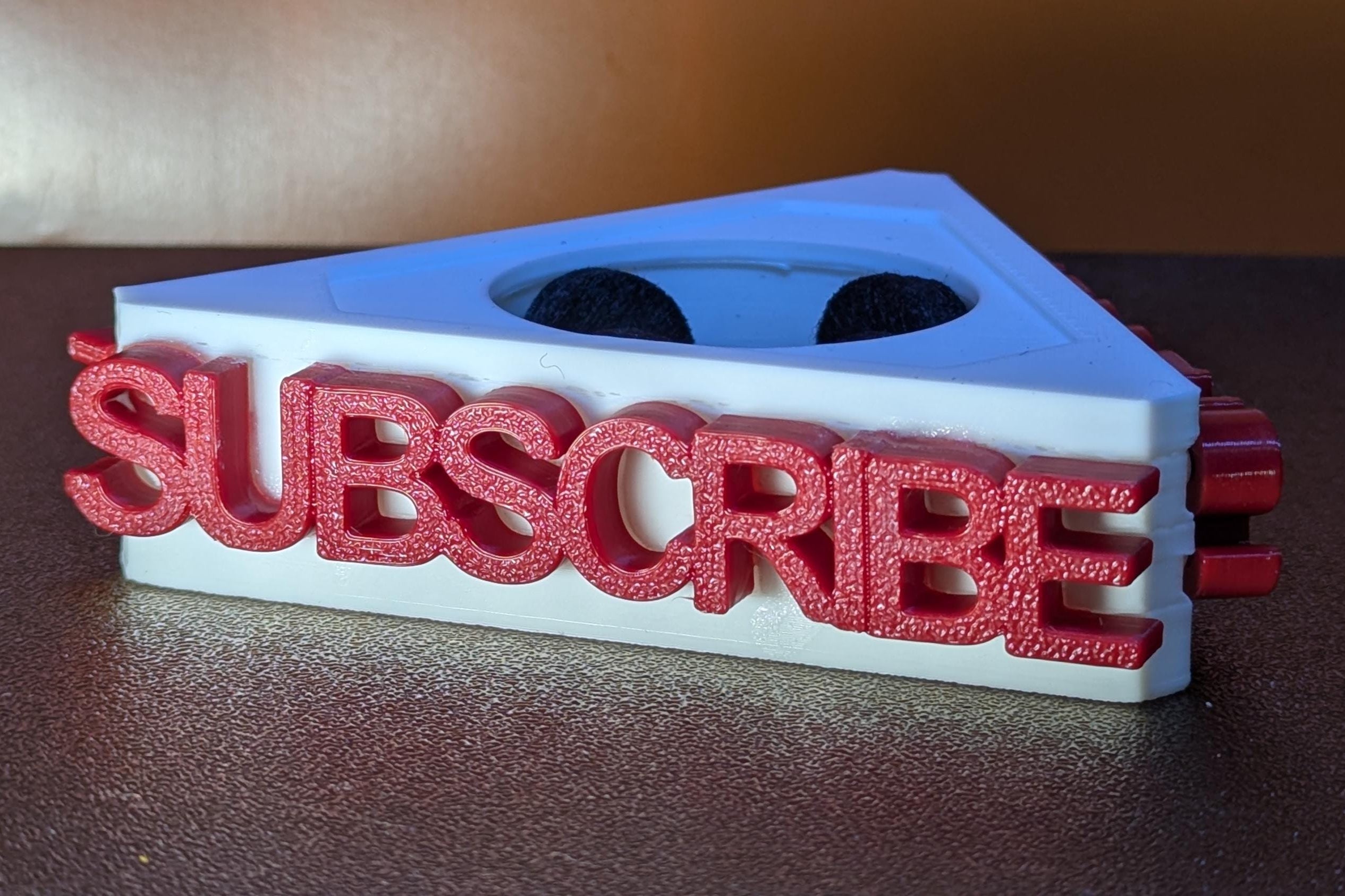 Subscribe - דגל מיקרופון